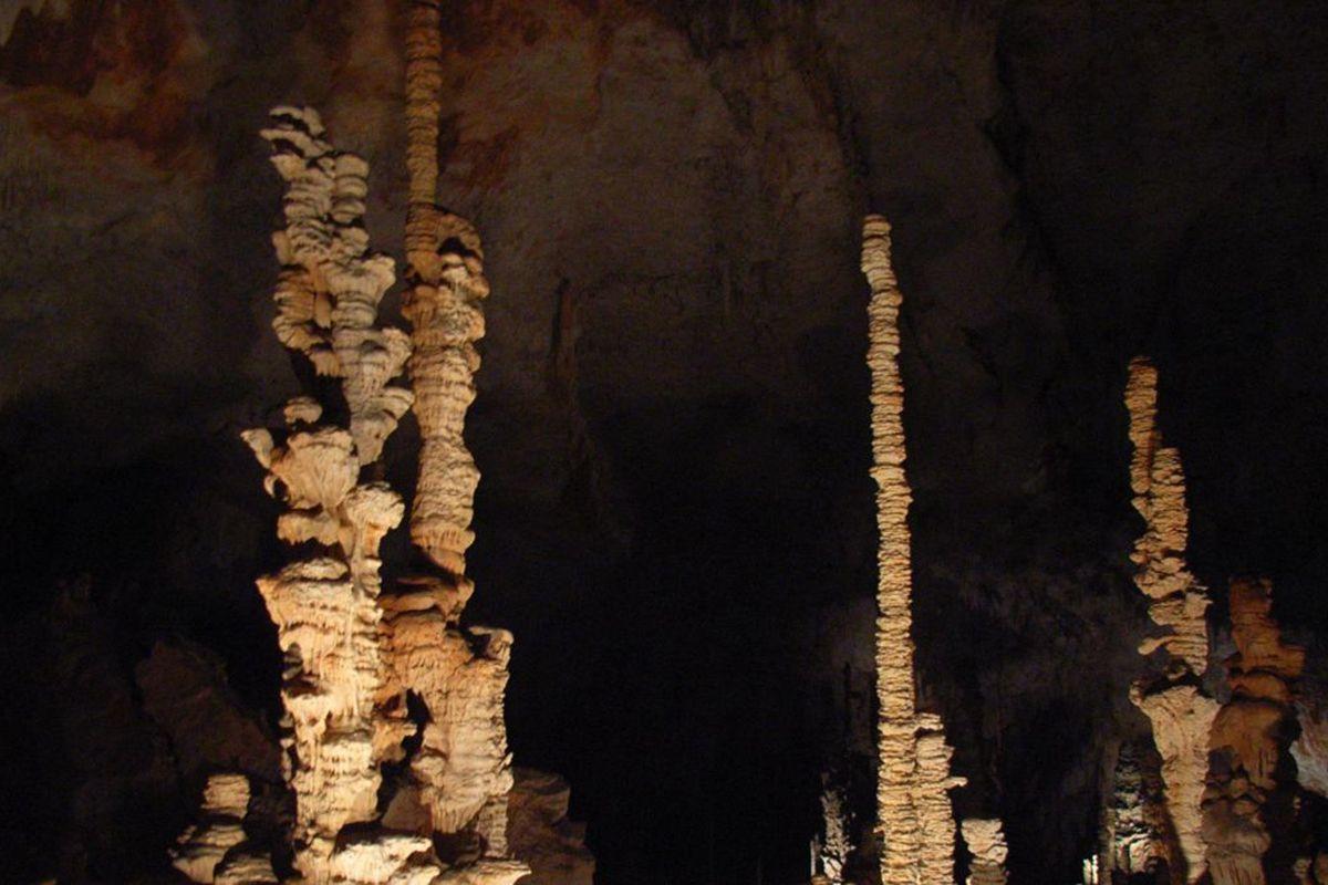 Grottes et Aven en Ardèche